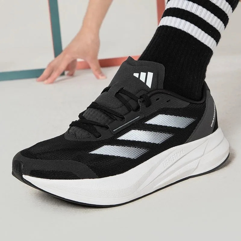 รองเท้าผู้ชายและผู้หญิง Adidas - Lightweight Road Running Shoes บทวิจารณ์และราคา