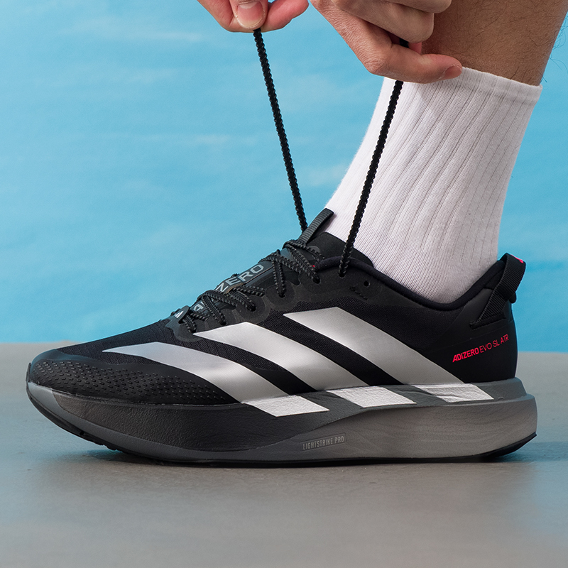 รองเท้าผู้ชาย Adidas รุ่นออริจ - Lightweight Road Running Shoes บทวิจารณ์และราคา